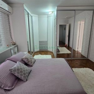 Chácara com 540m², 4 dormitórios, 1 vaga, no bairro Samuara em Caxias do Sul para Comprar
