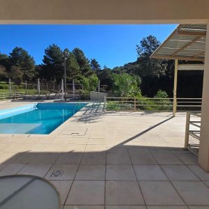 Chácara com 540m², 4 dormitórios, 1 vaga, no bairro Samuara em Caxias do Sul para Comprar