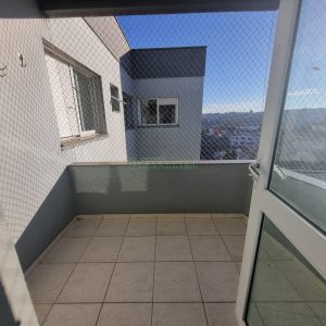 Apartamento com 250m², 4 dormitórios, 2 vagas, no bairro Sagrada Família em Caxias do Sul para Alugar