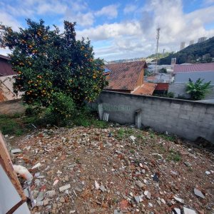 Loja com 230m², no bairro Planalto em Caxias do Sul para Alugar