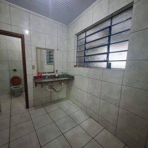 Pavilhão com 325m², no bairro Bela Vista em Caxias do Sul para Alugar