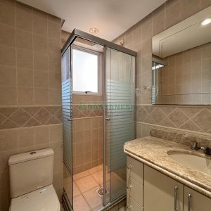 Apto Mobiliado com 72m², 2 dormitórios, 1 vaga, no bairro Universitário em Caxias do Sul para Alugar