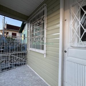 Casa com 92m², 3 dormitórios, no bairro Rio Branco em Caxias do Sul para Alugar
