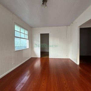 Casa com 92m², 3 dormitórios, no bairro Rio Branco em Caxias do Sul para Alugar