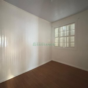 Casa com 92m², 3 dormitórios, no bairro Rio Branco em Caxias do Sul para Alugar