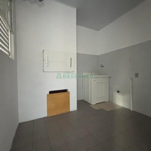 Casa com 92m², 3 dormitórios, no bairro Rio Branco em Caxias do Sul para Alugar