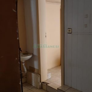 Loja com 320m², no bairro Rio Branco em Caxias do Sul para Alugar