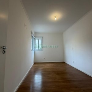 Apartamento com 59m², 2 dormitórios, 1 vaga, no bairro Centro em Caxias do Sul para Comprar