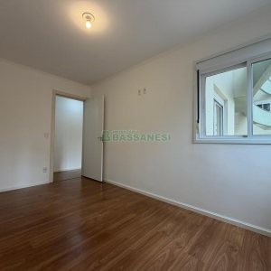 Apartamento com 59m², 2 dormitórios, 1 vaga, no bairro Centro em Caxias do Sul para Comprar