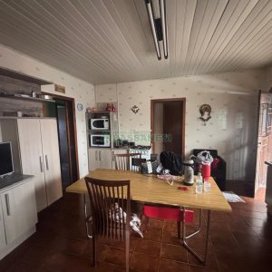 Chácara com 300m², 3 dormitórios, 2 vagas, no bairro Vila Seca em Caxias do Sul para Comprar