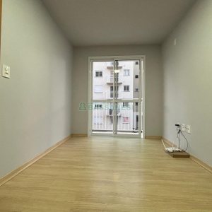 Apartamento com 82m², 2 dormitórios, 1 vaga, no bairro São Virgílio em Caxias do Sul para Alugar