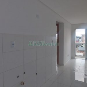 Apartamento com 46m², 2 dormitórios, 1 vaga, no bairro São Luiz em Caxias do Sul para Alugar