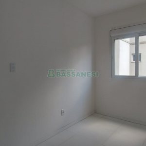 Apartamento com 46m², 2 dormitórios, 1 vaga, no bairro São Luiz em Caxias do Sul para Alugar