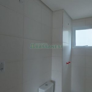 Apartamento com 46m², 2 dormitórios, 1 vaga, no bairro São Luiz em Caxias do Sul para Alugar