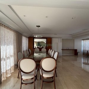 Apartamento com 455m², 3 dormitórios, 4 vagas, no bairro Centro em Caxias do Sul para Comprar