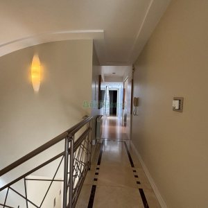 Apartamento com 455m², 3 dormitórios, 4 vagas, no bairro Centro em Caxias do Sul para Comprar