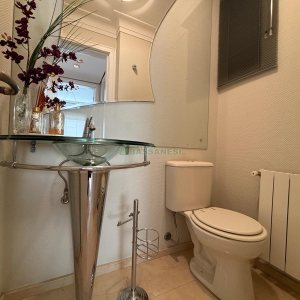 Apartamento com 455m², 3 dormitórios, 4 vagas, no bairro Centro em Caxias do Sul para Comprar