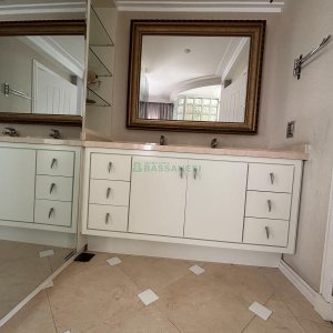 Apartamento com 455m², 3 dormitórios, 4 vagas, no bairro Centro em Caxias do Sul para Comprar