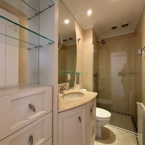 Apartamento com 455m², 3 dormitórios, 4 vagas, no bairro Centro em Caxias do Sul para Comprar