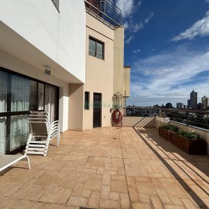 Apartamento com 455m², 3 dormitórios, 4 vagas, no bairro Centro em Caxias do Sul para Comprar