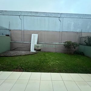 Sobrado com 180m², 3 dormitórios, 4 vagas, no bairro Kayser em Caxias do Sul para Alugar