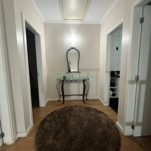 Sobrado com 180m², 3 dormitórios, 4 vagas, no bairro Kayser em Caxias do Sul para Alugar