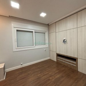 Apartamento com 151m², 3 dormitórios, 2 vagas, no bairro Panazzolo em Caxias do Sul para Alugar