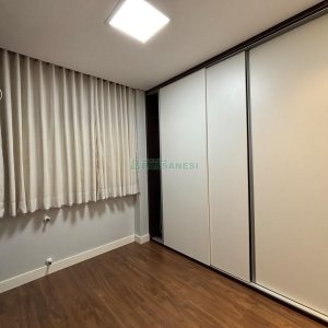 Apartamento com 151m², 3 dormitórios, 2 vagas, no bairro Panazzolo em Caxias do Sul para Alugar