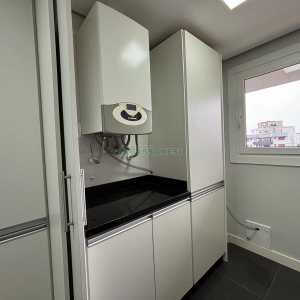 Apartamento com 151m², 3 dormitórios, 2 vagas, no bairro Panazzolo em Caxias do Sul para Alugar