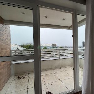 Apartamento com 151m², 3 dormitórios, 2 vagas, no bairro Panazzolo em Caxias do Sul para Alugar