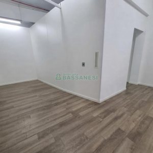 Loja com 65m², no bairro Rio Branco em Caxias do Sul para Alugar