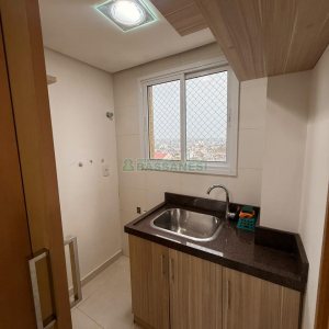 Apartamento com 80m², 2 dormitórios, 1 vaga, no bairro Colina Sorriso em Caxias do Sul para Alugar
