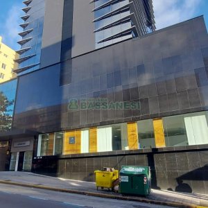 Sala com 49m², 1 vaga, no bairro Centro em Caxias do Sul para Alugar