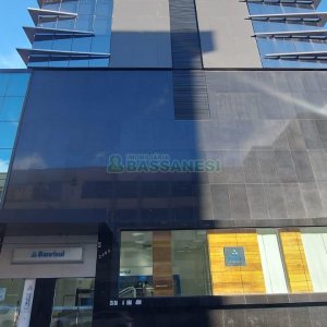 Sala com 49m², 1 vaga, no bairro Centro em Caxias do Sul para Alugar