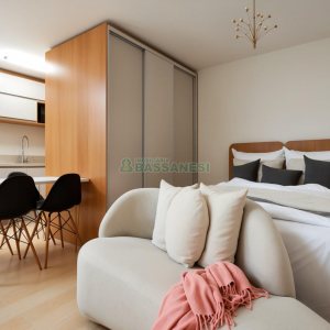 Kitinete Mobiliado com 35m², 1 dormitório, 1 vaga, no bairro São Pelegrino em Caxias do Sul para Alugar