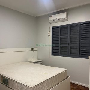 Casa com 200m², 4 dormitórios, 3 vagas, no bairro Nossa Senhora de Lourdes em Caxias do Sul para Alugar