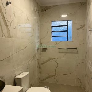 Casa com 200m², 4 dormitórios, 3 vagas, no bairro Nossa Senhora de Lourdes em Caxias do Sul para Alugar