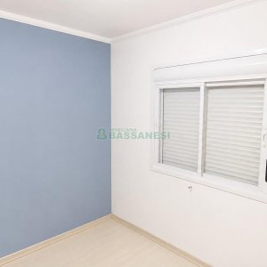 Apto Mobiliado com 70m², 2 dormitórios, 1 vaga, no bairro Vinhedos em Caxias do Sul para Alugar