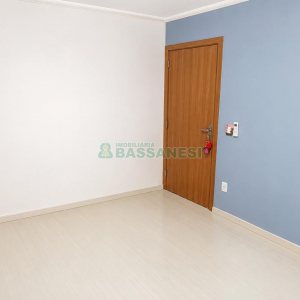 Apto Mobiliado com 70m², 2 dormitórios, 1 vaga, no bairro Vinhedos em Caxias do Sul para Alugar