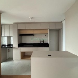 Apartamento com 62m², 2 dormitórios, 1 vaga, no bairro São Leopoldo em Caxias do Sul para Alugar