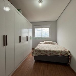 Apartamento com 62m², 2 dormitórios, 1 vaga, no bairro São Leopoldo em Caxias do Sul para Alugar