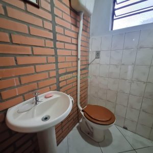 Casa com 120m², 3 dormitórios, 3 vagas, no bairro Rio Branco em Caxias do Sul para Alugar