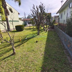 Casa com 142m², 1 dormitório, 1 vaga, no bairro Cidade Nova em Caxias do Sul para Comprar