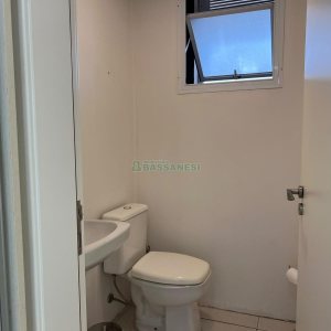 Sala com 60m², 1 vaga, no bairro Panazzolo em Caxias do Sul para Alugar