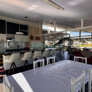 Apto Mobiliado com 250m², 3 dormitórios, 2 vagas, no bairro São José em Caxias do Sul para Alugar