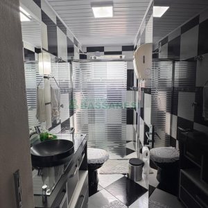 Apto Mobiliado com 250m², 3 dormitórios, 2 vagas, no bairro São José em Caxias do Sul para Alugar