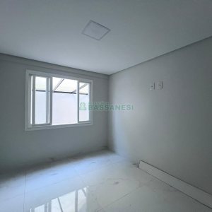 Casa com 80m², 2 dormitórios, no bairro Rio Branco em Caxias do Sul para Alugar