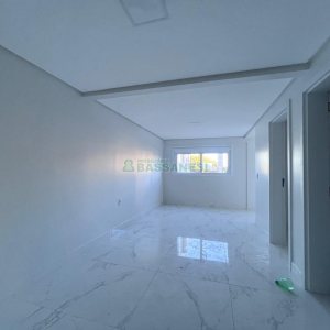 Casa com 80m², 2 dormitórios, no bairro Rio Branco em Caxias do Sul para Alugar