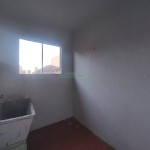 Casa com 120m², 5 dormitórios, 1 vaga, no bairro Rio Branco em Caxias do Sul para Alugar