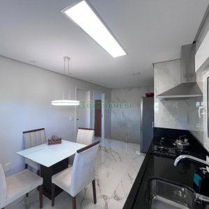 Casa com 100m², 2 dormitórios, 1 vaga, no bairro Rio Branco em Caxias do Sul para Alugar